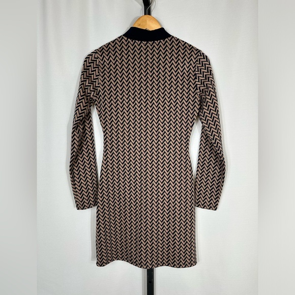 ASTR Kambrie Collared Chevron Mini Dress - Navy Pink - Size Small - Picture 8 of 13